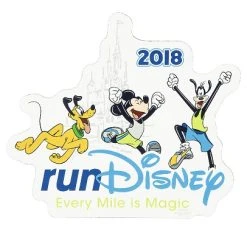 Disney Auto Magnet - 2018 Run Disney - Mickey And Friends