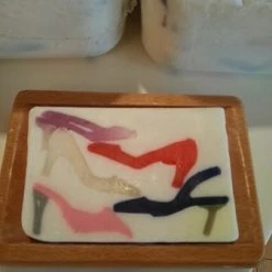 Disney Basin Fresh Cut Soap - Shoes - Queen For A Day